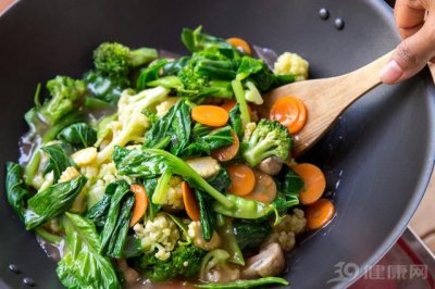 爱吃肉的人，与爱吃素的人，哪一个更容易得癌？